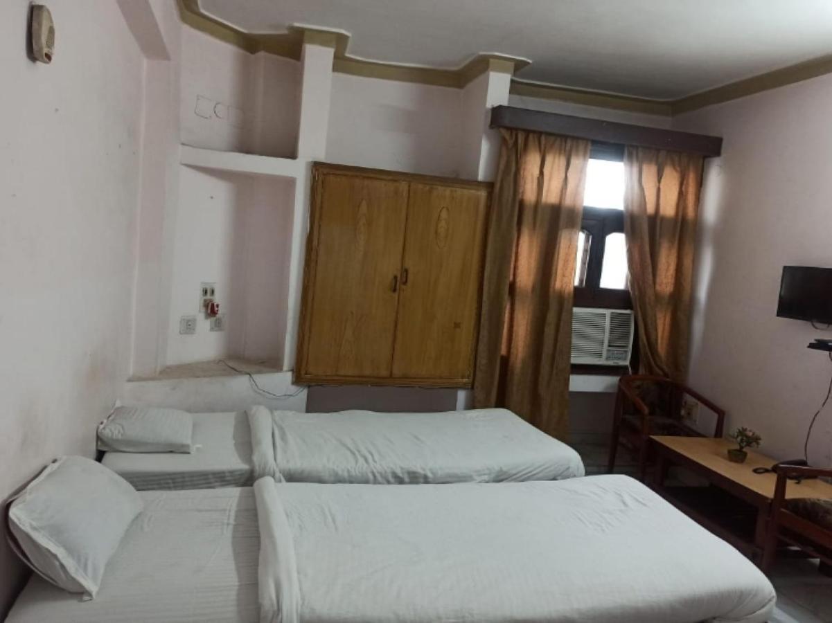 Oyo 80830 Hotel Buddha International Bodh Gaya Luaran gambar