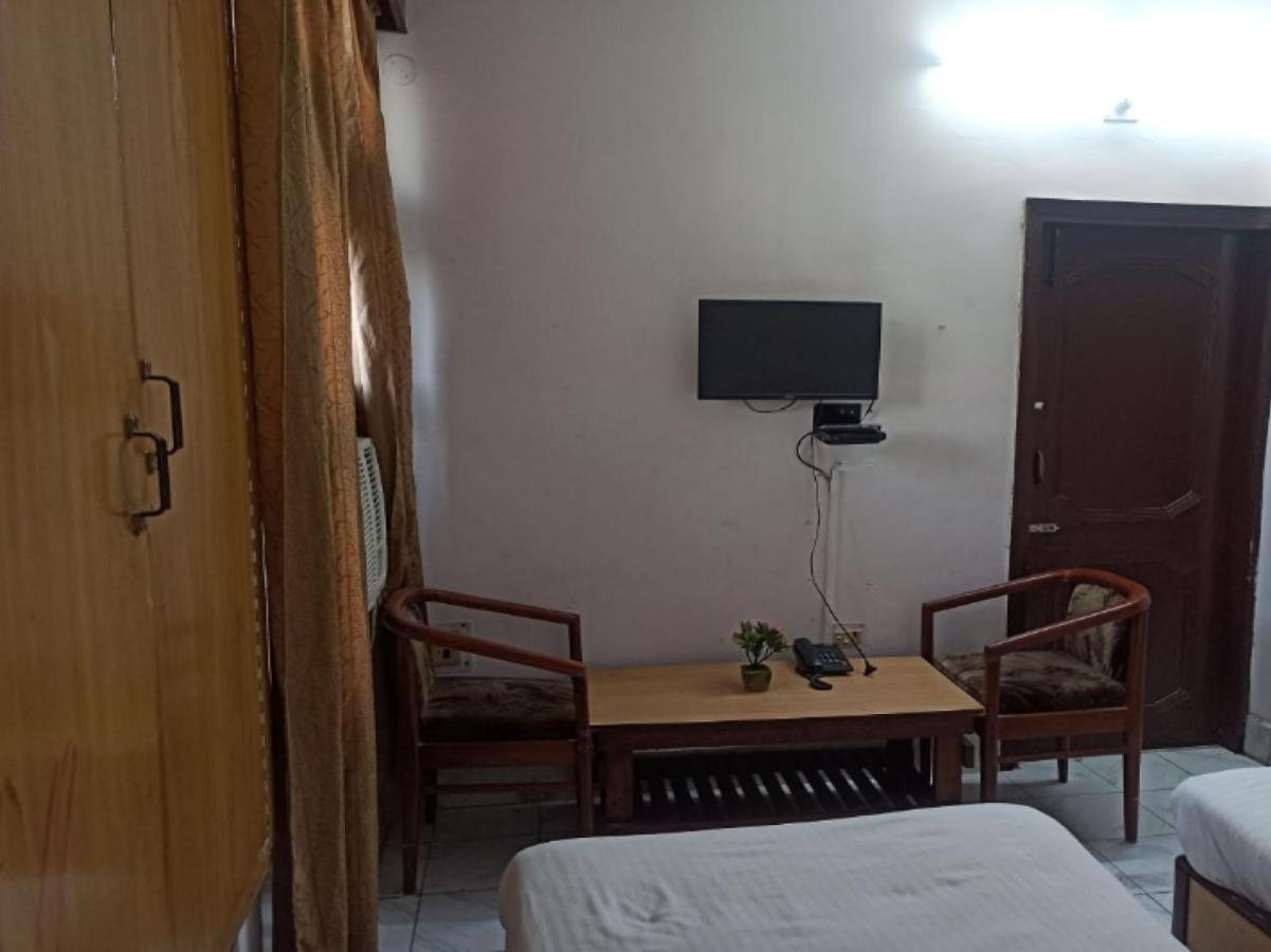 Oyo 80830 Hotel Buddha International Bodh Gaya Luaran gambar