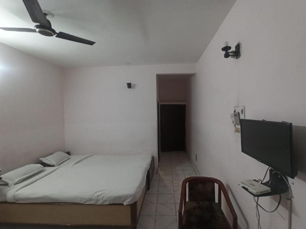 Oyo 80830 Hotel Buddha International Bodh Gaya Luaran gambar